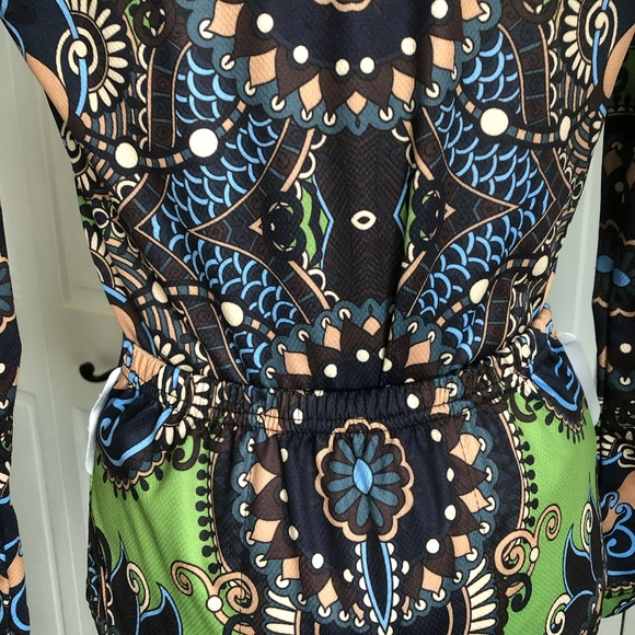 Paladin Women's Medium Green Mandala Full Zip Cycling Jersey - Picture 5 of 6